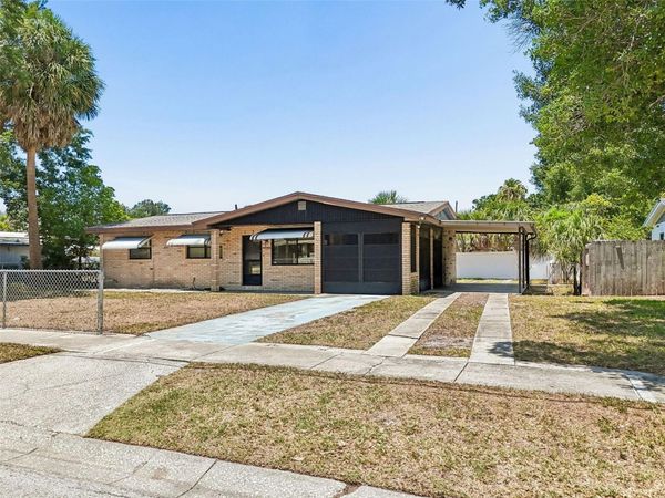 4721 W FAIRVIEW HEIGHTS, TAMPA, FL 33616