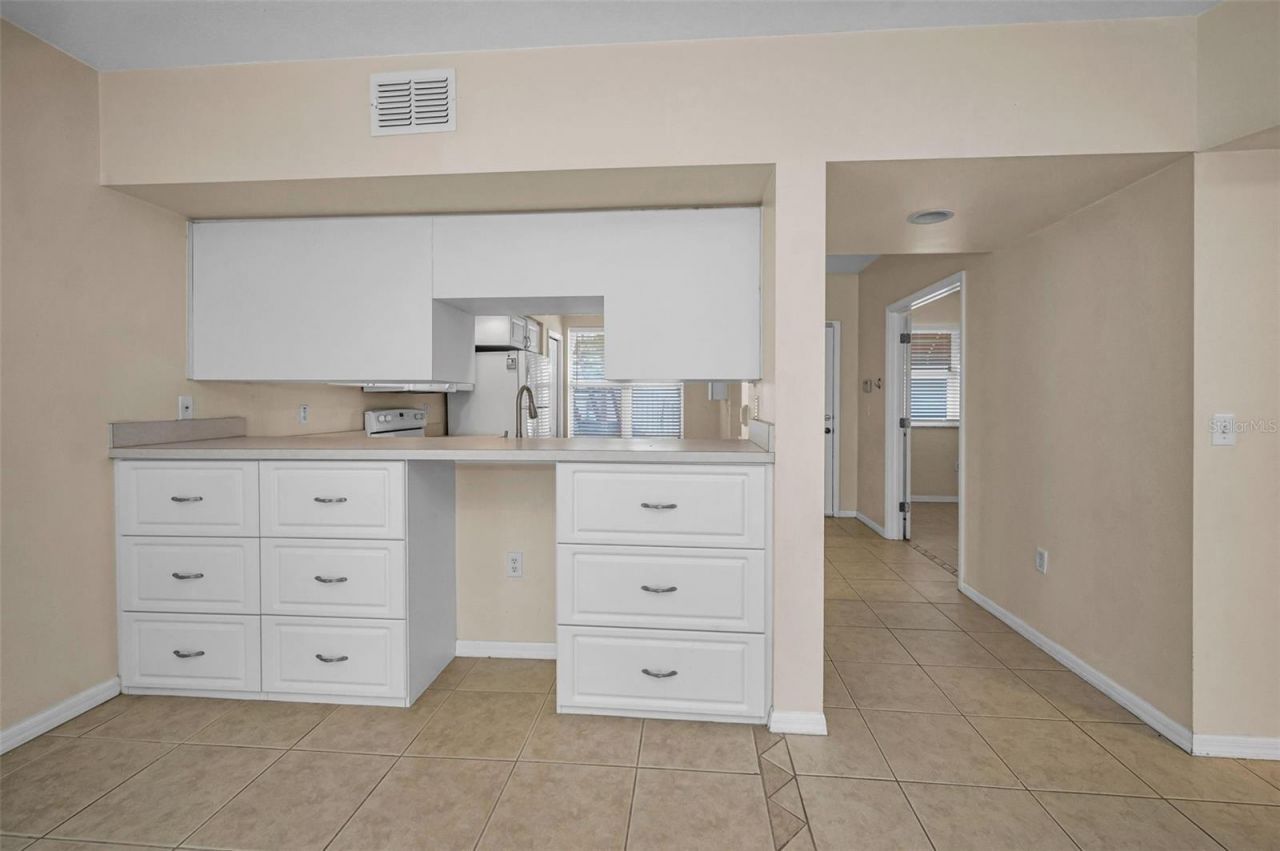 1400 Water View Drive W, Unit 104, Largo, FL 33771 Photo