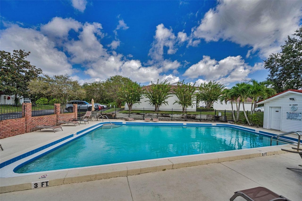 1400 Water View Drive W, Unit 104, Largo, FL 33771 Photo