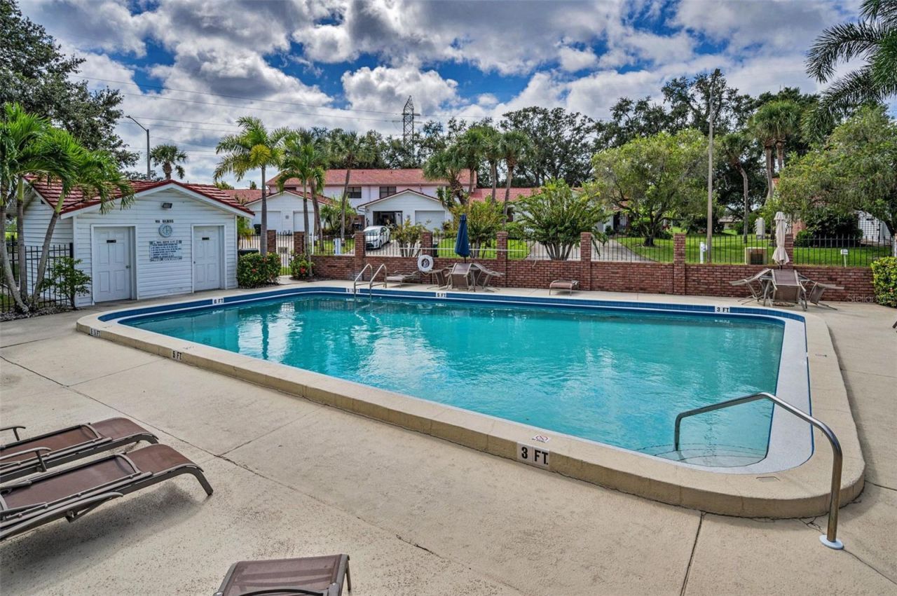 1400 Water View Drive W, Unit 104, Largo, FL 33771 Photo