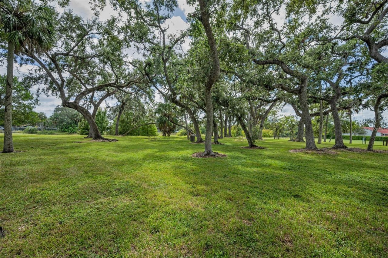 1400 Water View Drive W, Unit 104, Largo, FL 33771 Photo