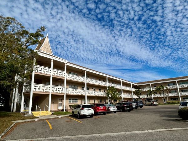 2436 RHODESIAN DRIVE , Unit 42, CLEARWATER, FL 33763