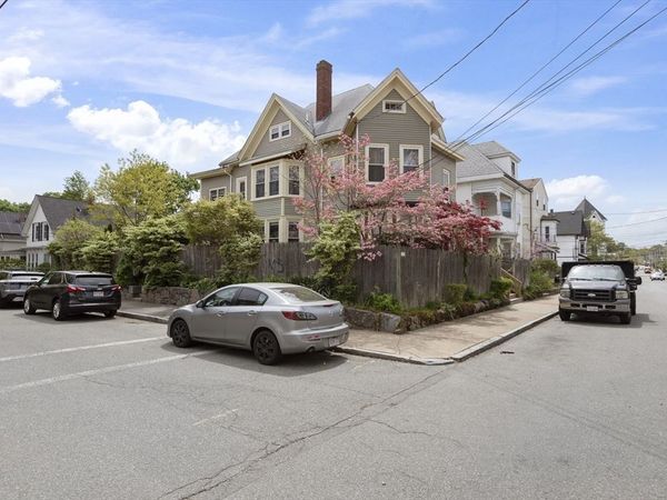 60 Market St, Brockton, MA 02301