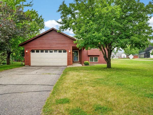 13806 Zarthan Court, Savage, MN 55378