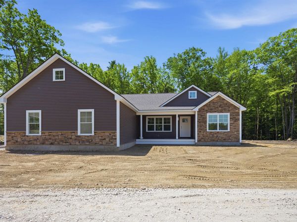 19 Bald Hill Road, Raymond, NH 03077