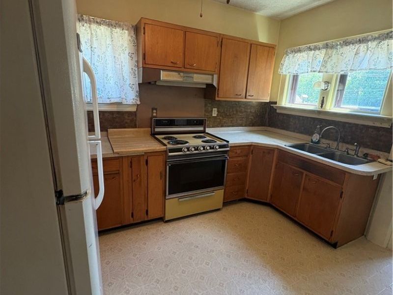 1936 E 45th Street, Ashtabula, OH 44004 Photo 17