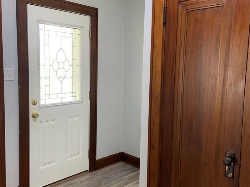 102 Downs Avenue, Newcomerstown, OH 43832 Photo 11