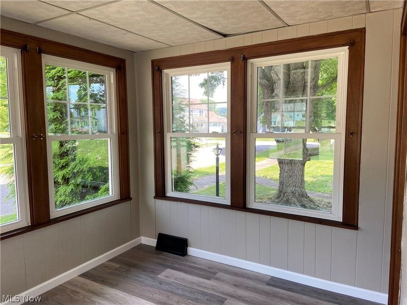 102 Downs Avenue, Newcomerstown, OH 43832 Photo 9
