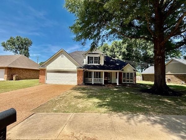 7636 LOWRANCE RD, Unicorp/Memphis, TN 38125