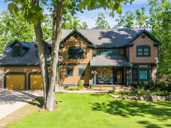 5482 Choctaw Court, Gaylord, MI 49735