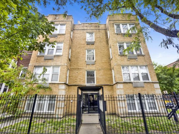 2456 N Hamlin Avenue , Unit 2S, Chicago, IL 60647