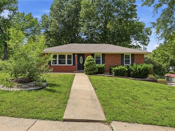8506 Maple Avenue, Kansas City, MO 64138