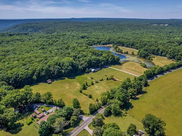 18753 S Pittsburg Mountain Rd , Sewanee, TN 37375