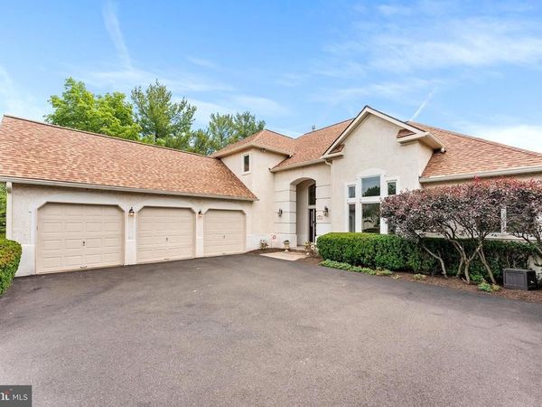 106 INVERNESS DRIVE, BLUE BELL, PA 19422