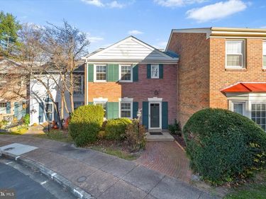 3221 ADAMS COURT, FAIRFAX, VA 22030