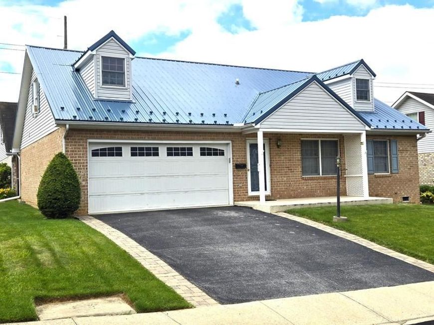 610 W Third Street , Unit 63, Waynesboro, PA 17268 Main Photo