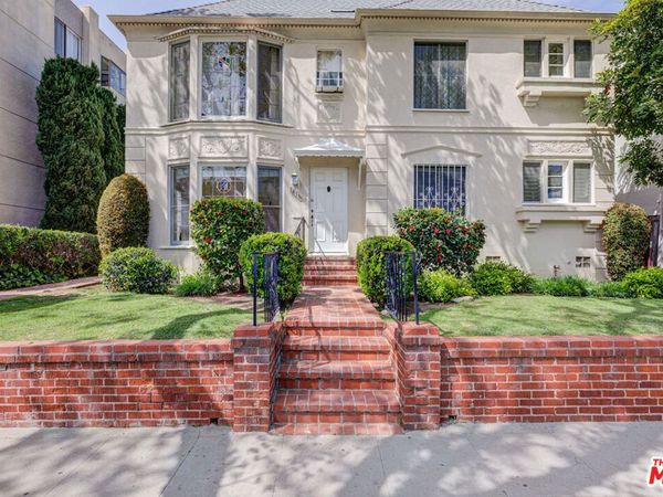 143 S Canon Drive, Unit B, Beverly Hills, CA 90212