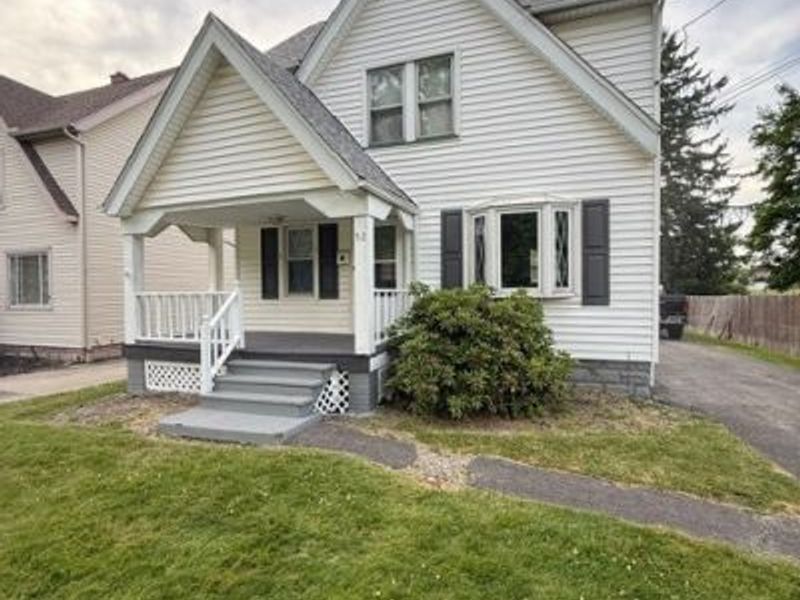 52 Meadowbrook Avenue, Boardman, OH 44512 Photo 2