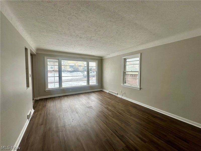 4904 E 90th Street, Garfield Heights, OH 44125 Photo 2