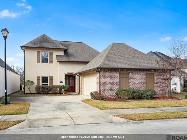 8272 Valencia Ct, Baton Rouge, LA 70820