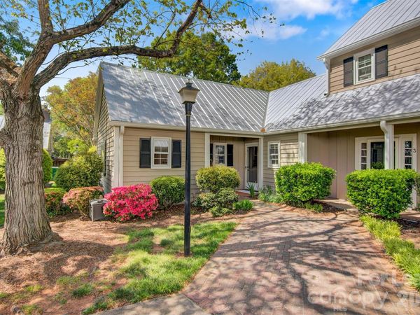 3700 Selwyn Farms Lane, Unit 4, Charlotte, NC 28209