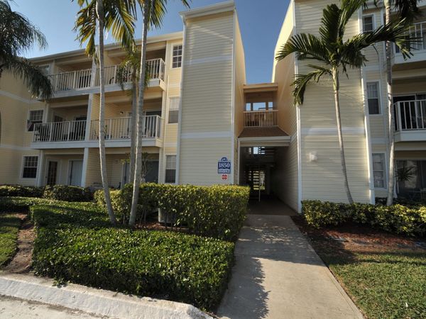 1850 Charlesmont Drive , Unit 126, Melbourne, FL 32903