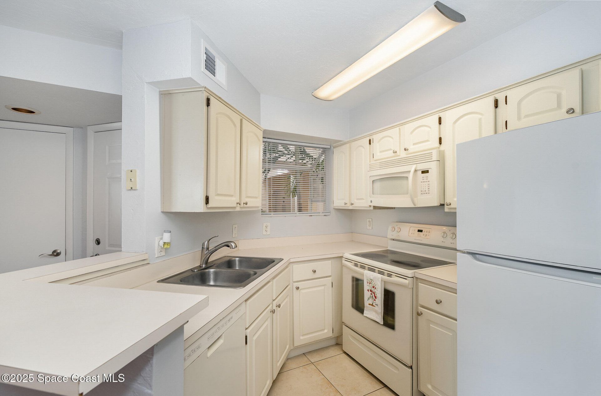 1850 Charlesmont Drive , Unit 126, Melbourne, FL 32903 Photo