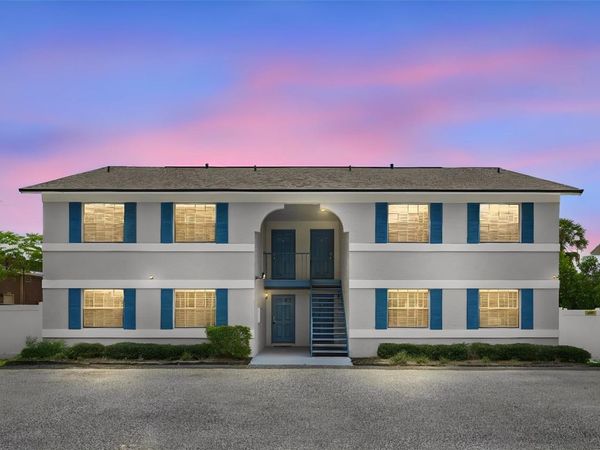 10 N FAIRFAX AVENUE , Unit 10, WINTER SPRINGS, FL 32708