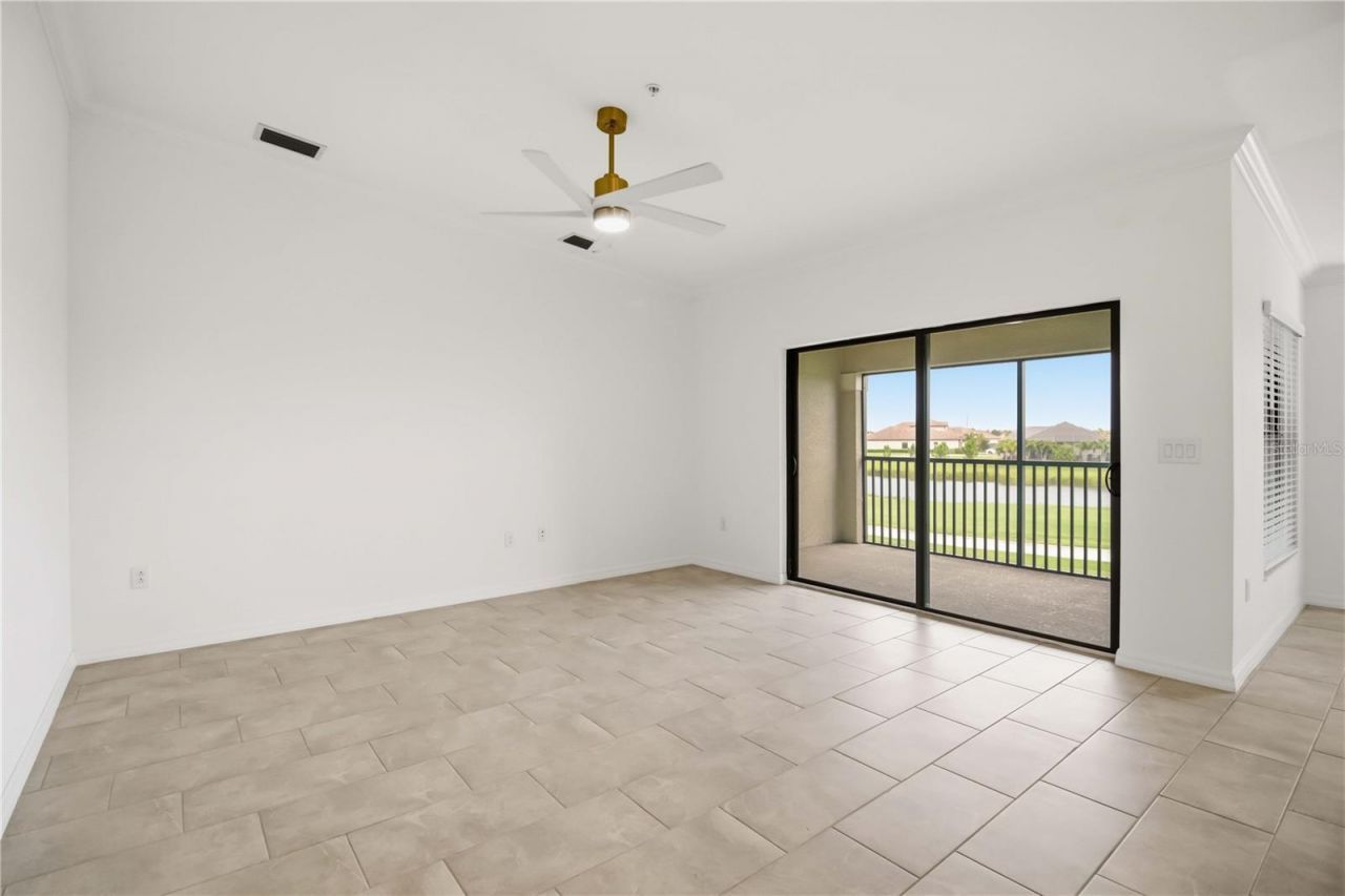 5695 Palmer Circle , Unit 203, Bradenton, FL 34211 Photo