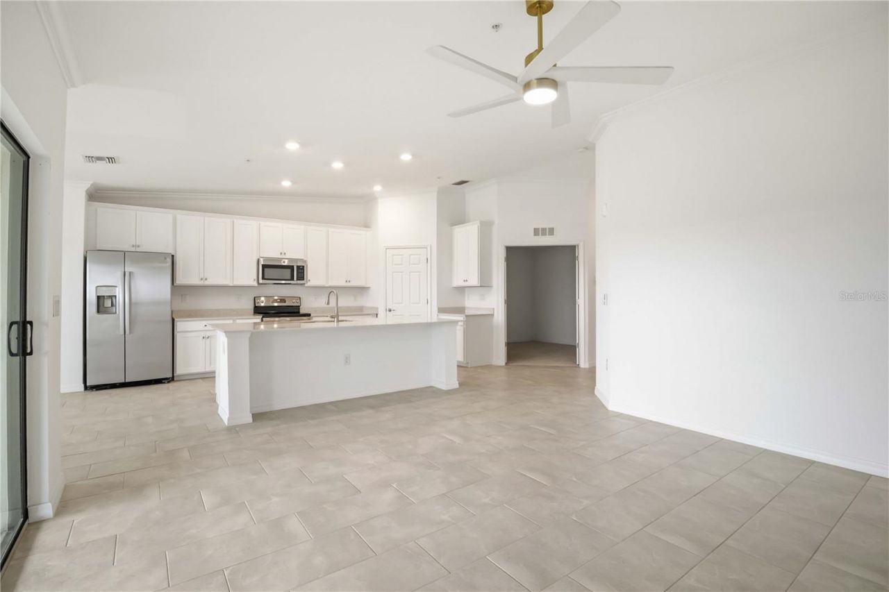 5695 Palmer Circle , Unit 203, Bradenton, FL 34211 Photo
