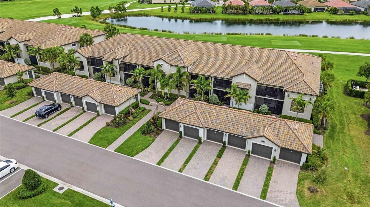 5695 Palmer Circle , Unit 203, Bradenton, FL 34211 Photo