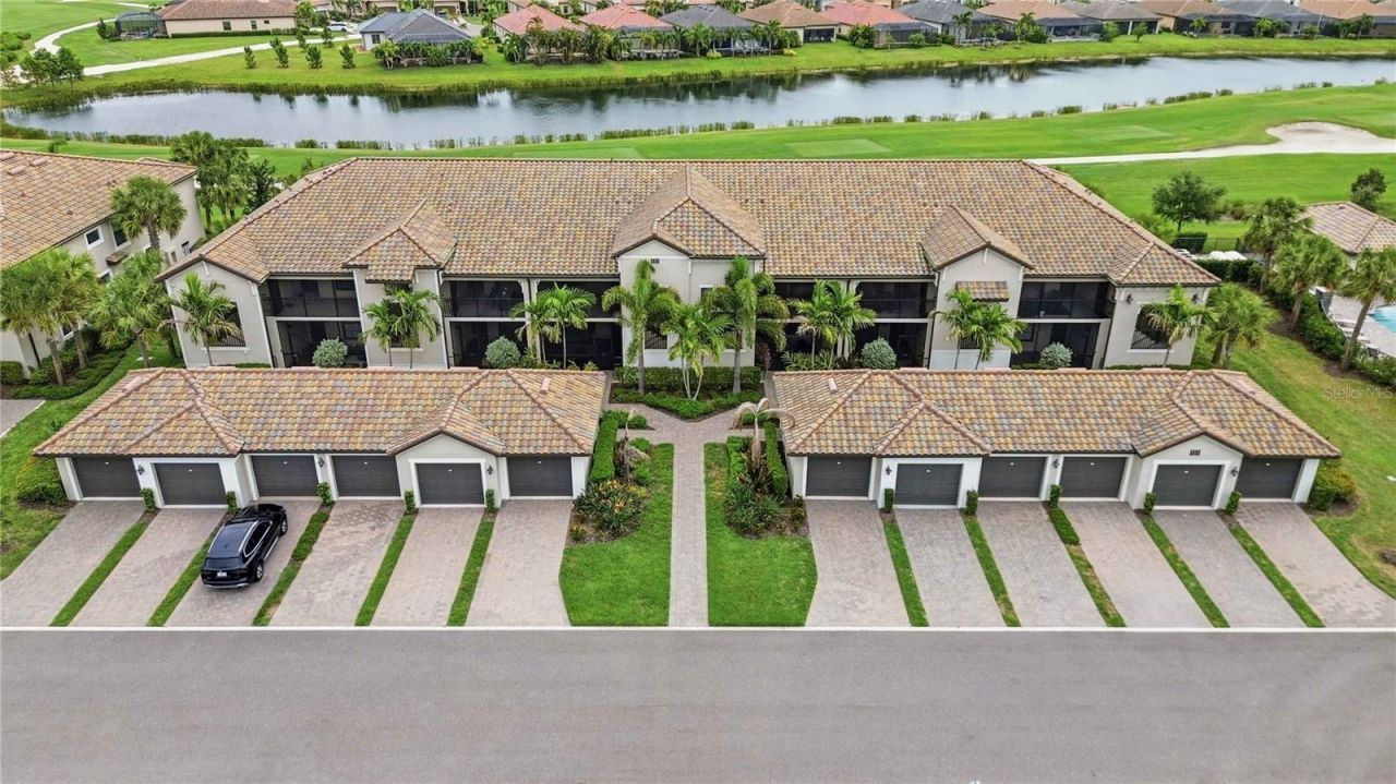 5695 Palmer Circle , Unit 203, Bradenton, FL 34211 Photo