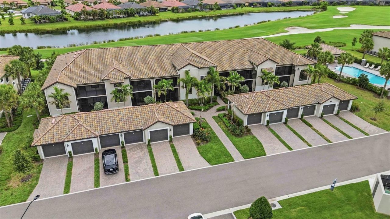 5695 Palmer Circle , Unit 203, Bradenton, FL 34211 Photo