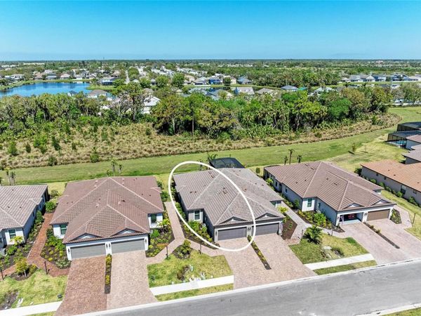 6179 MESA GLEN , BRADENTON, FL 34203