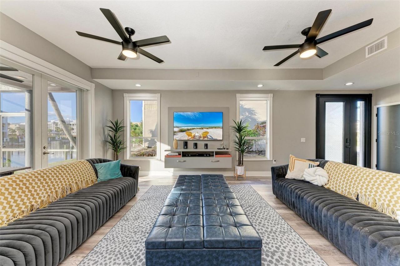276 Lewis Circle, Unit 112, Punta Gorda, FL 33950 Photo