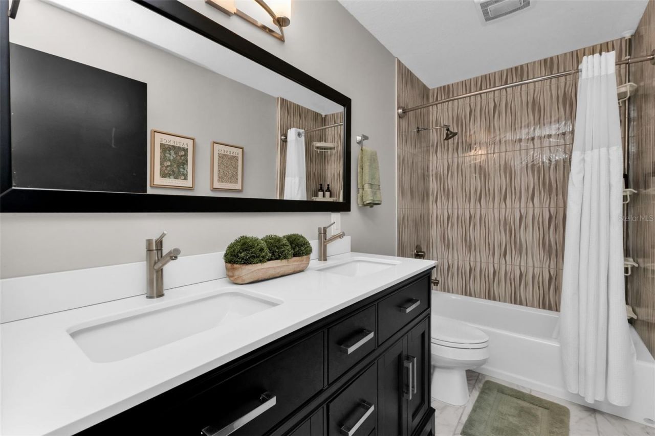 276 Lewis Circle, Unit 112, Punta Gorda, FL 33950 Photo