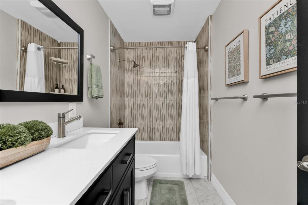 276 Lewis Circle, Unit 112, Punta Gorda, FL 33950 Photo