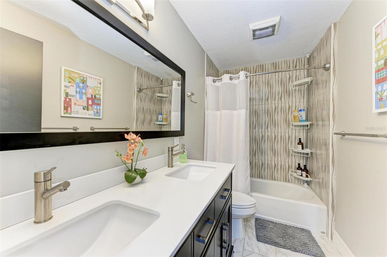 276 Lewis Circle, Unit 112, Punta Gorda, FL 33950 Photo