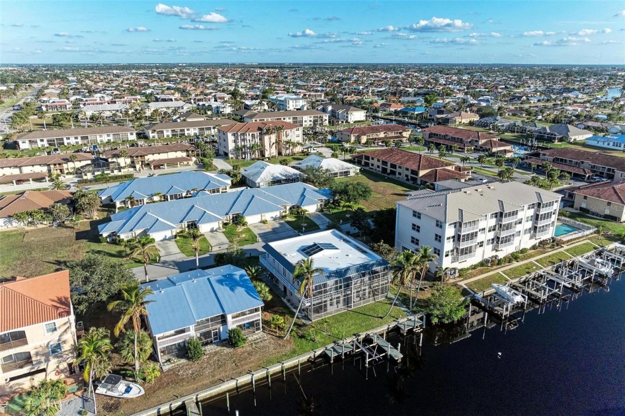 276 Lewis Circle, Unit 112, Punta Gorda, FL 33950 Photo