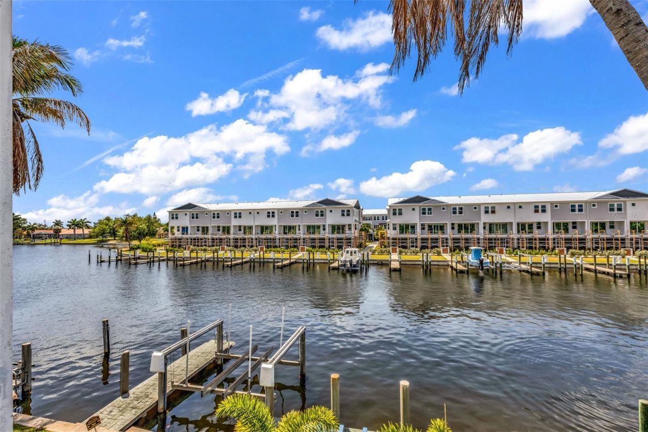 276 Lewis Circle, Unit 112, Punta Gorda, FL 33950 Photo