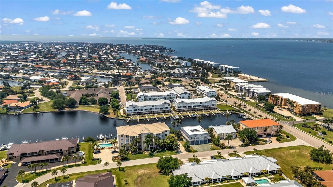 276 Lewis Circle, Unit 112, Punta Gorda, FL 33950 Photo