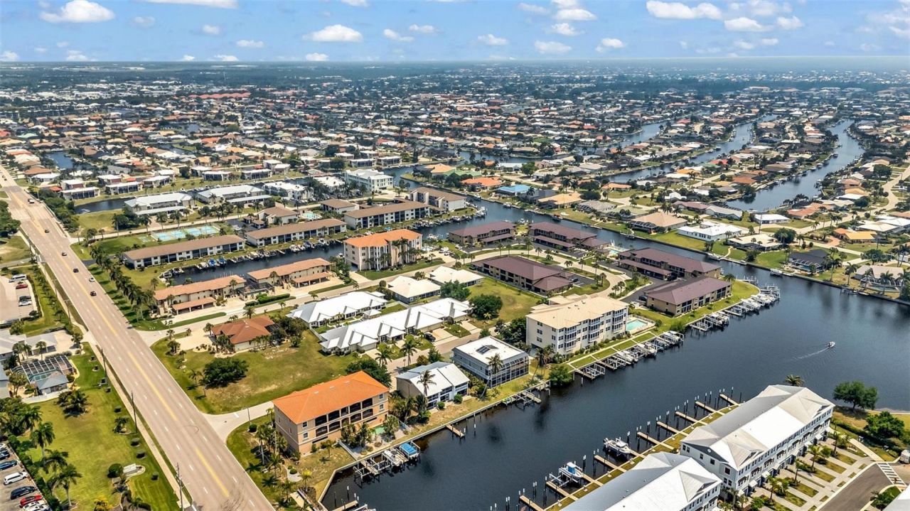 276 Lewis Circle, Unit 112, Punta Gorda, FL 33950 Photo