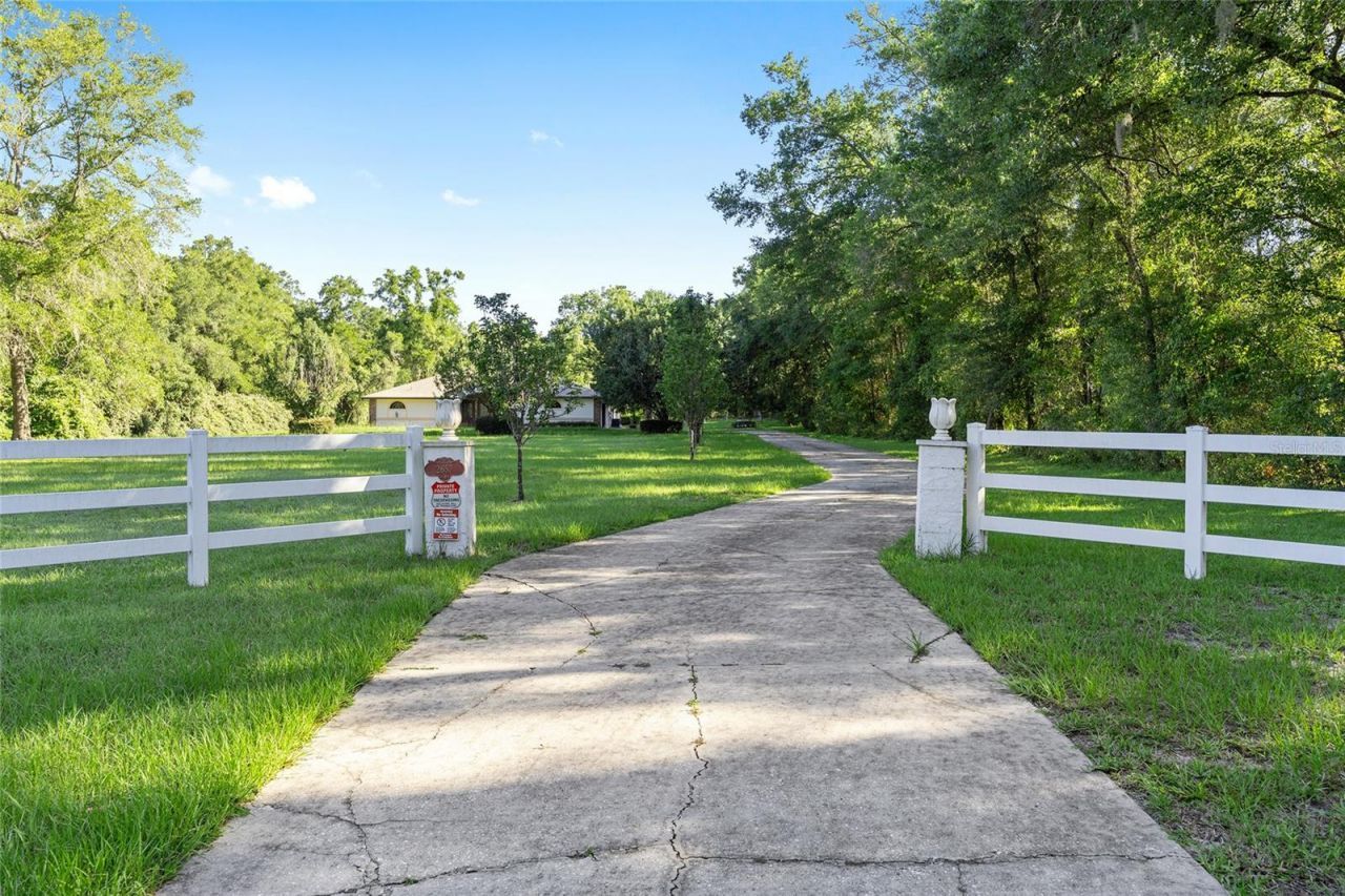 2657 W Hampshire Street, Inverness, FL 34453 Photo