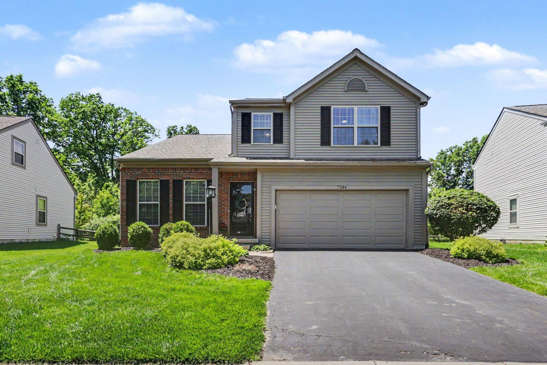 7584 Totten Springs Drive, Westerville, OH 43082 Main Photo