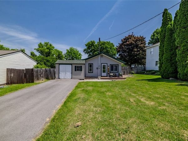 4556 Wilcox Place , Jamesville, NY 13078