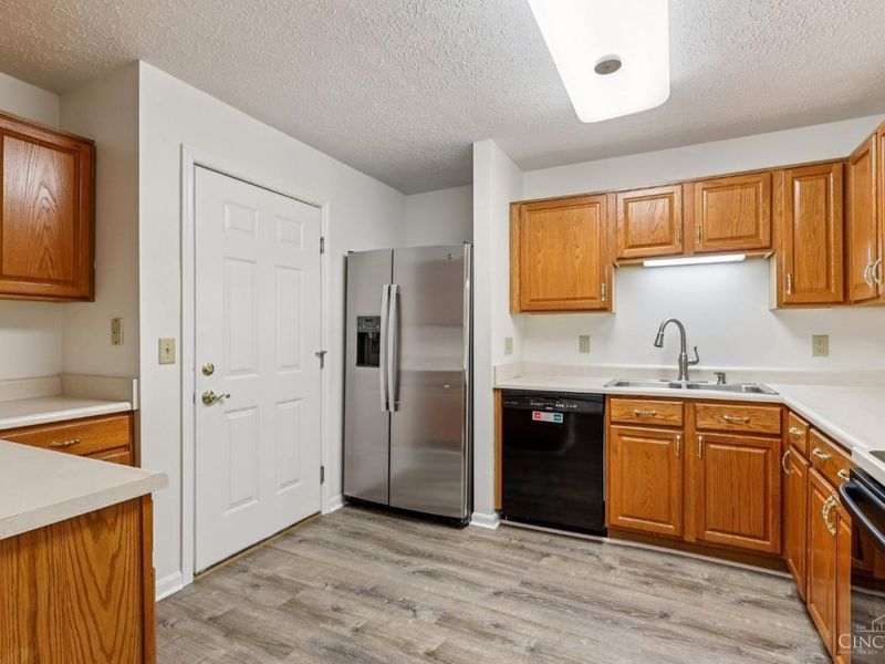 5165 North Bend Crossing, Green Township, OH 45247 Photo 17