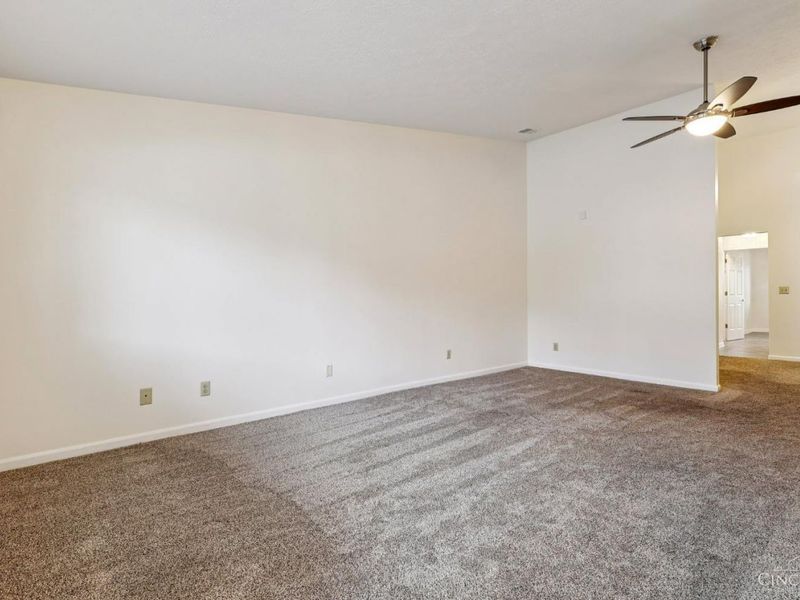 5165 North Bend Crossing, Green Township, OH 45247 Photo 7