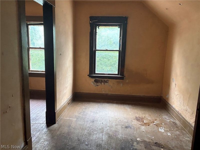 9611 Prince Avenue, Cleveland, OH 44105 Photo 10