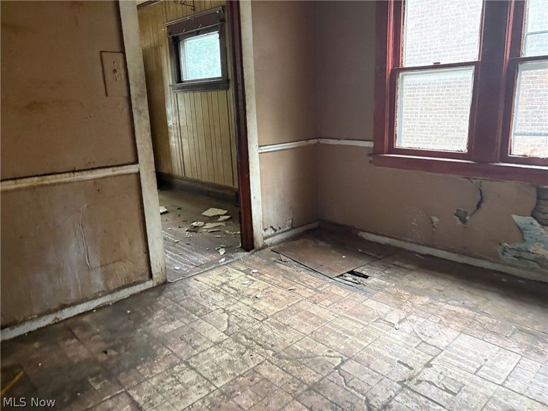 9611 Prince Avenue, Cleveland, OH 44105 Photo 7