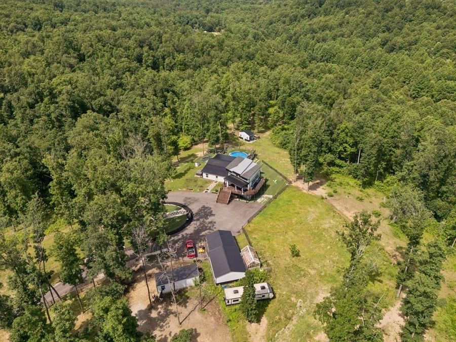 Property Image 37